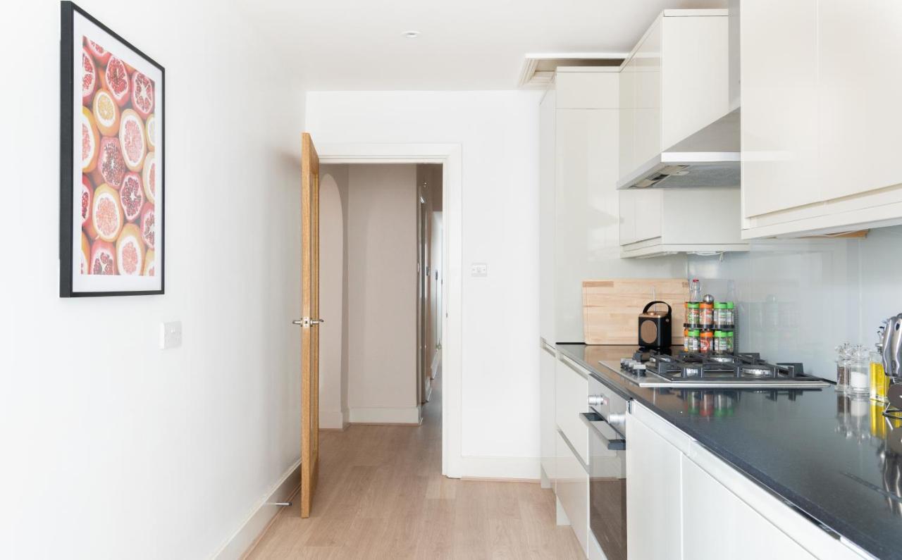 The Chelsea Arms - Bright 3Bdr With Garden & Private Parking Apartment London Ngoại thất bức ảnh